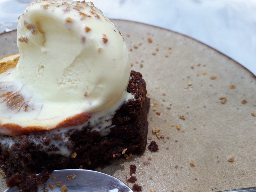 Primeiro almoço fora